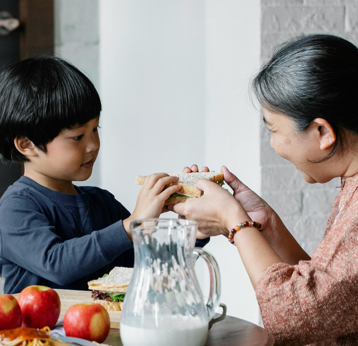 children-eat-bread