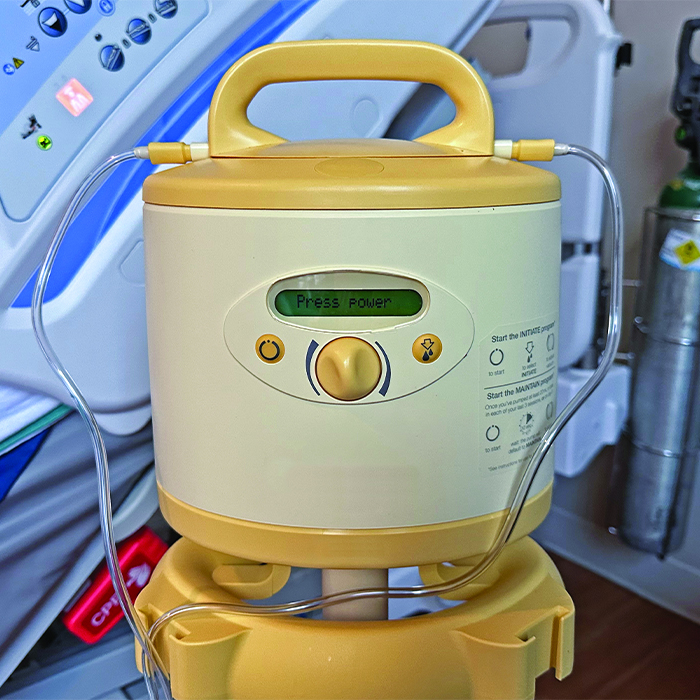 Breast pump showing display reading press power
